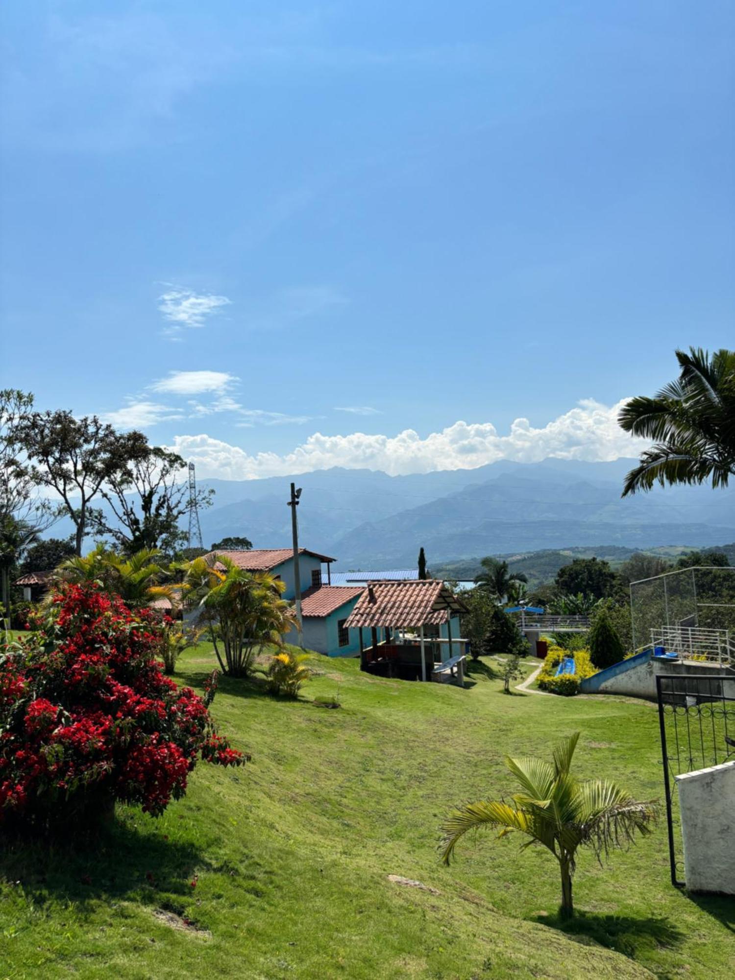 Finca Vacacional Guanani Socorro Bagian luar foto